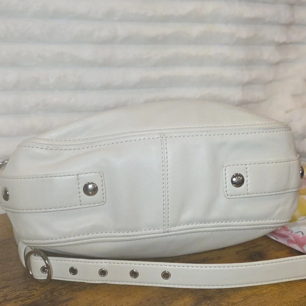 Coach Zoe HOBO NWOT 14707 Y2K - Picture 6 of 12